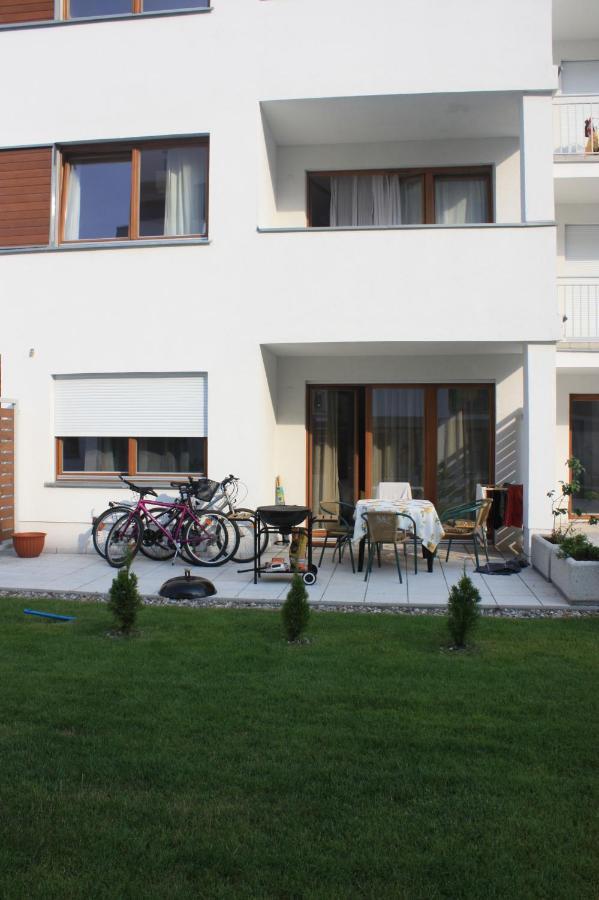Swinoujscie Platan Patio 2- Berry Apartments Eksteriør bilde
